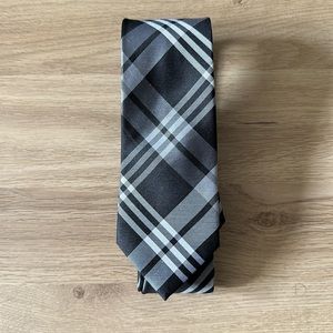 Bloomingdales Tie